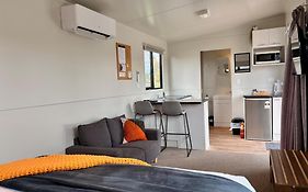 Stunted Totara, Unit 5